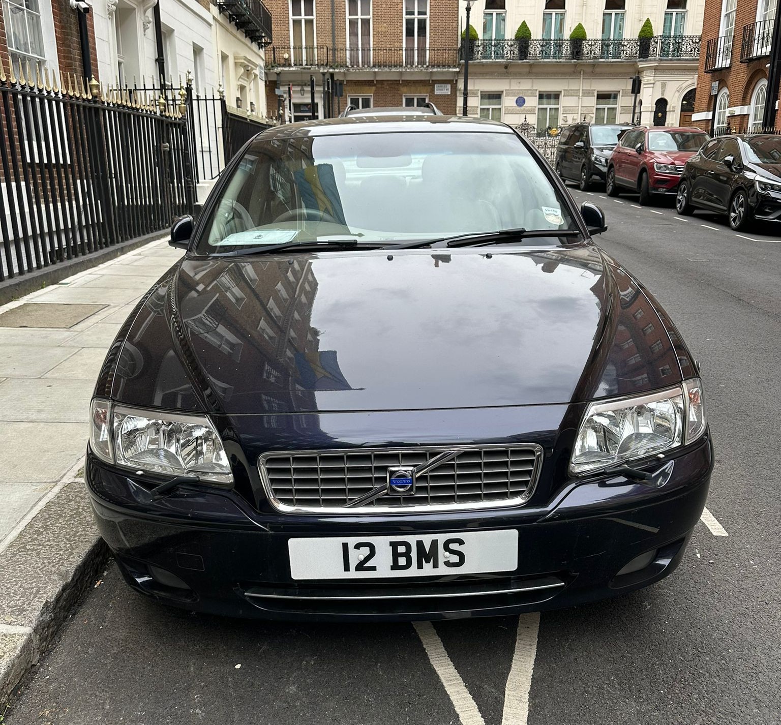 Embassy Diplomatic Flag UK Number Plate of The Bahamas - 12 BMS