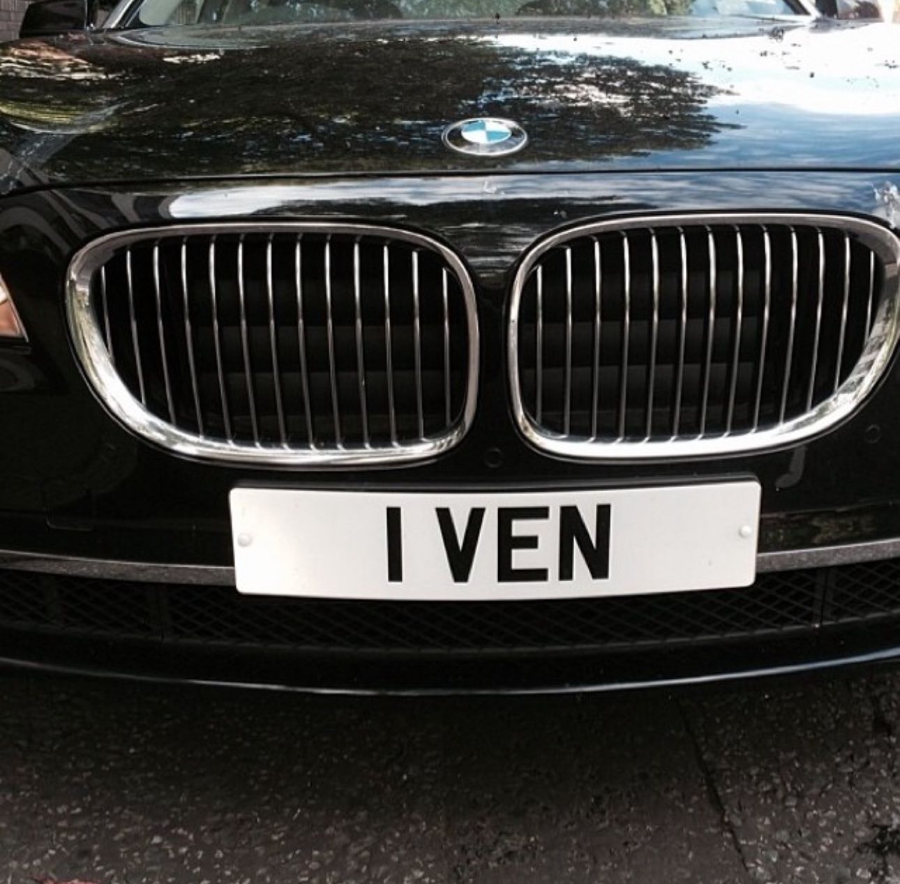 Embassy Diplomatic Flag UK Number Plate of Venezuela - 1 VEN