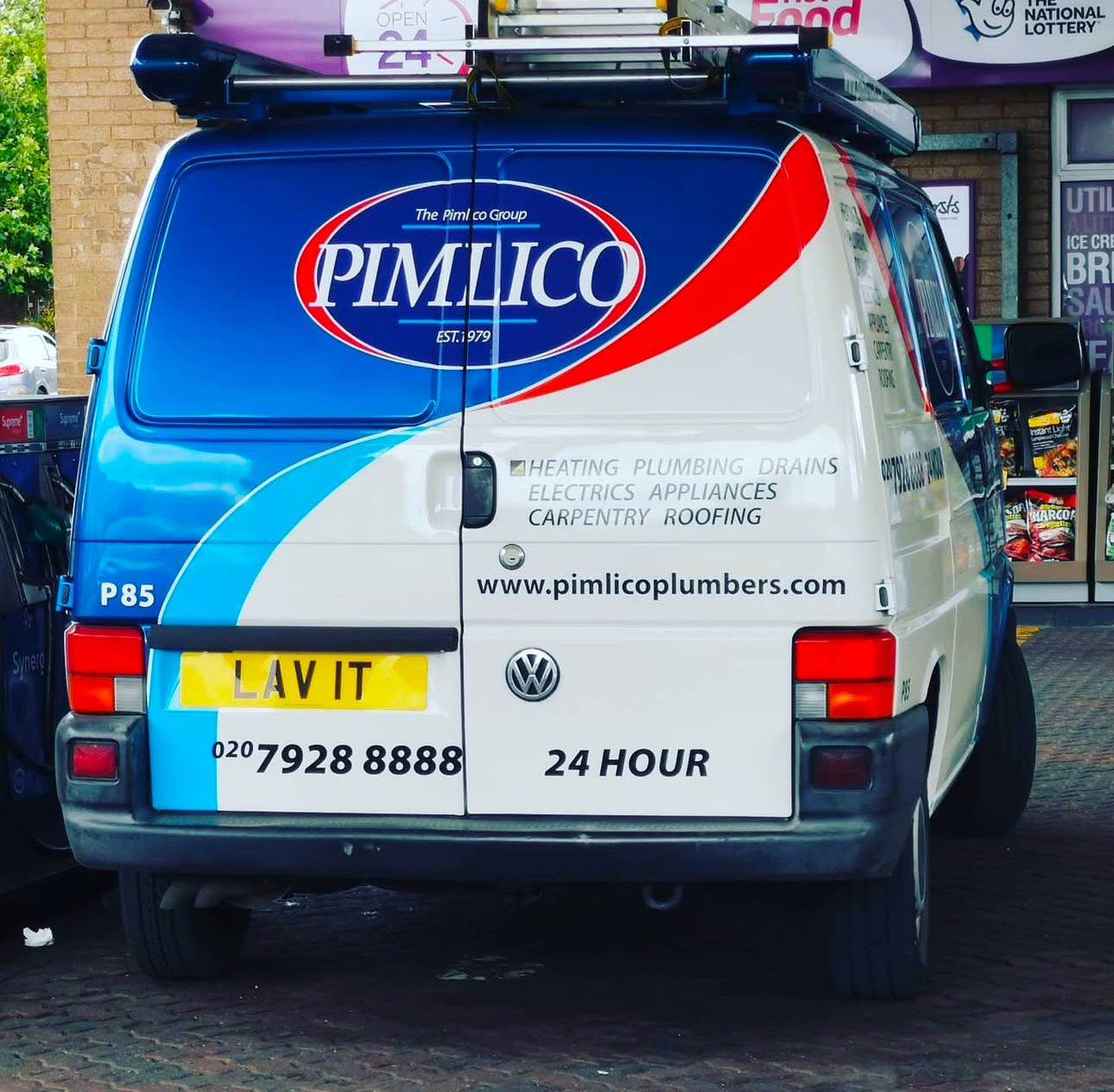 Pimlico Plumbers Number Plate LAV 1T
