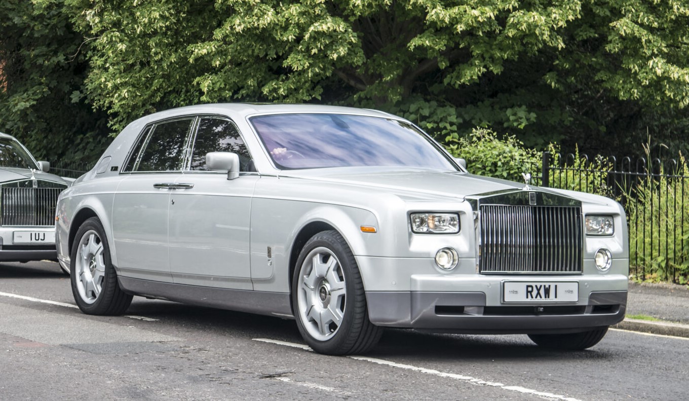 Rolls Royce Phantom VII A.W. Lymn Funeral Director Luxury Car Hire RXW 1